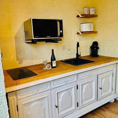 Castles Corner Apartment