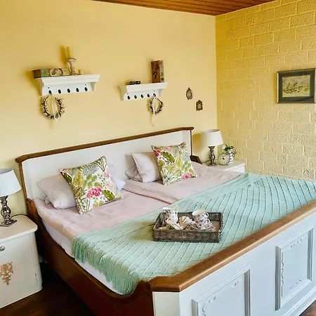 Апартаменты Castles Corner *